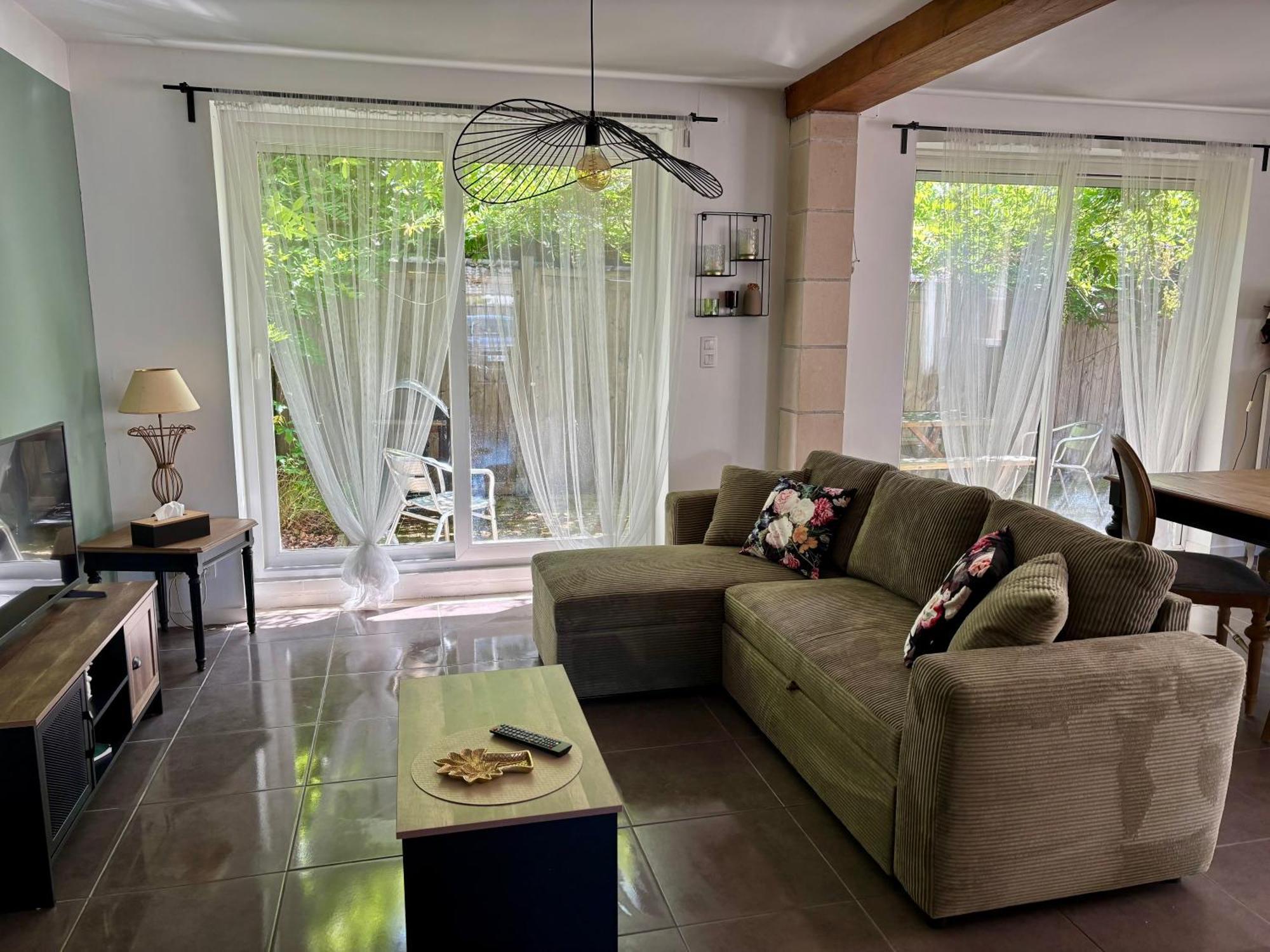 La Mardelle Villa Saint-Gervais-la-Foret ภายนอก รูปภาพ
